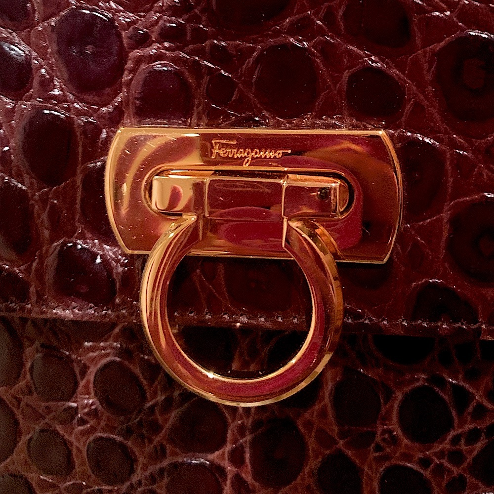 💎✨VERY RARE!💎✨Iconic Auth Salvatore Ferragamo Gancini 2way Croc Embossed Brown - Picture 15 of 17